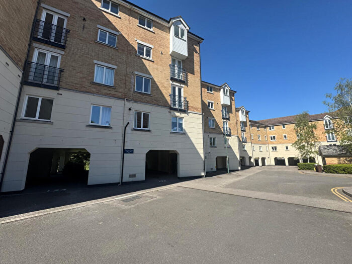2 Bedroom Flat To Rent In Rochester, ME1