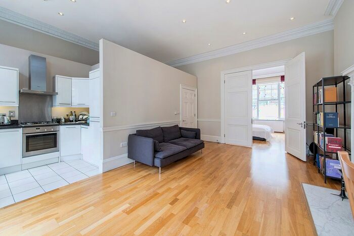 1 Bedroom Flat To Rent In Gloucester Place, London, W1U