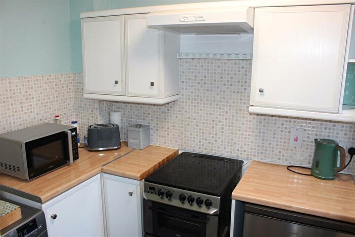 2 Bedroom Semi-Detached House For Sale In Northacre Road, Oakwood, Derby, DE21