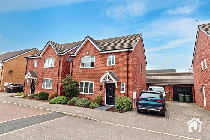 3 Bedroom Detached House For Sale In Southfield Close, Countesthorpe, Leicester, LE8