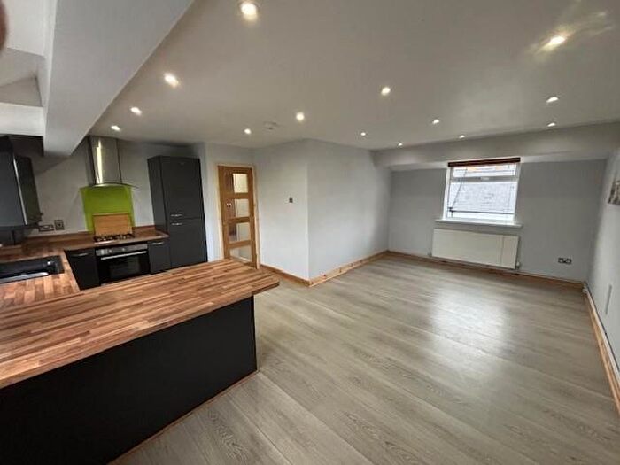 1 Bedroom Flat To Rent In North Road, Cowbridge, CF71