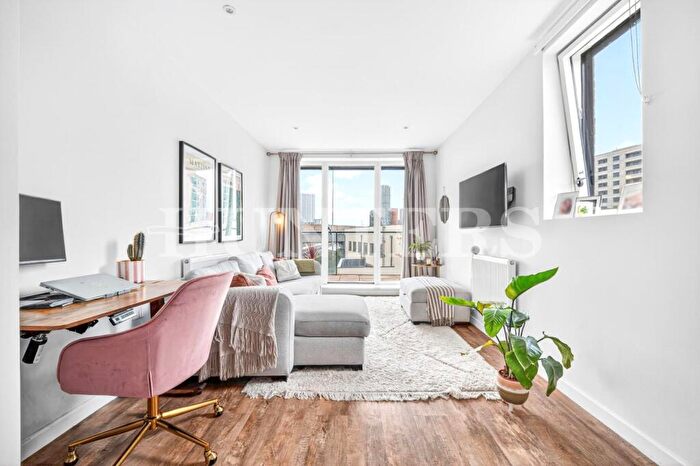 1 Bedroom House For Sale In Orchid House, Tottenham, N17