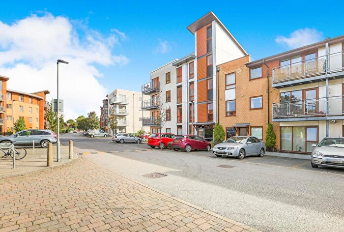 2 Bedroom Apartment To Rent In Commonwealth Drive, Crawley, RH10