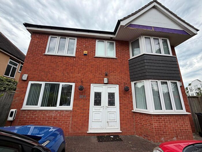 4 Bedroom House To Rent In Alum Rock Road, Washwood Heath, B8