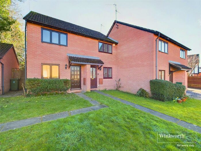 2 Bedroom End Of Terrace House To Rent In Thrush Close, Burghfield Common, Reading, Berkshire, RG7