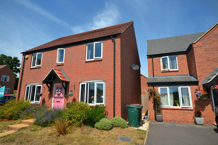 4 Bedroom Detached House To Rent In Kingsgate Road, Chellaston, DE73