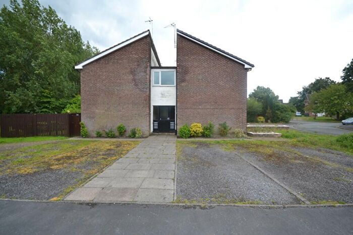 1 Bedroom Flat To Rent In Northlands, Leyland, Lancashire, PR26