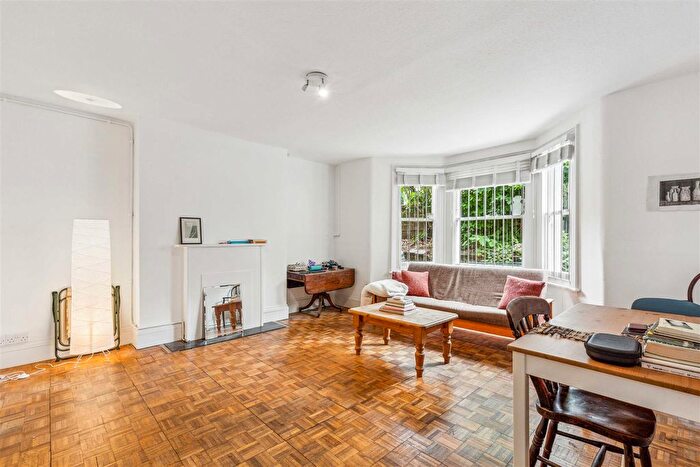 1 Bedroom Flat To Rent In Edith Road, London, W14