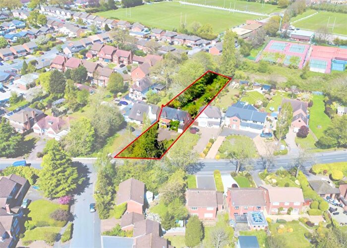 4 Bedroom Detached House For Sale In Fox Hollies Road, Walmley, Sutton Coldfield, B76