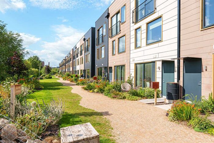 4 Bedroom Town House To Rent In Secret Garden, Leeds, LS9