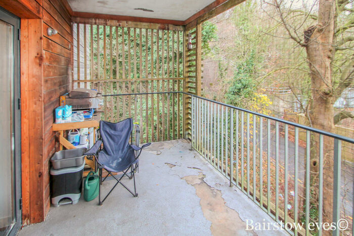 2 Bedroom Apartment To Rent In Godstone Road, CR3