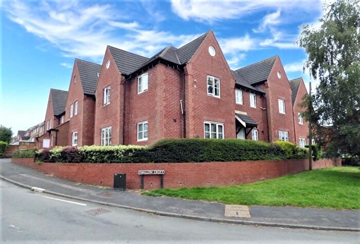 2 Bedroom Flat To Rent In Swallow Croft, Lichfield, WS13