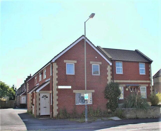 2 Bedroom Detached House To Rent In Rural Gardens, London Road, Chippenham, SN15