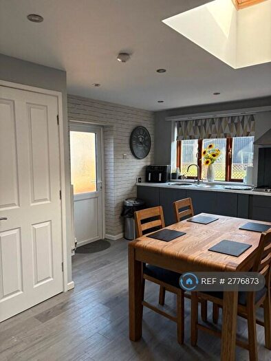 3 Bedroom Semi Detached House To Rent In Deepdale Avenue, Birmingham, B26