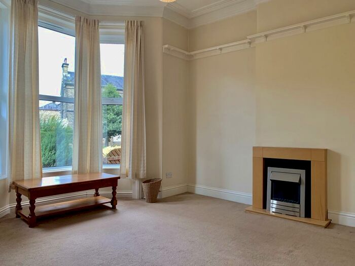 2 Bedroom Apartment To Rent In Huddersfield Road, Barnsley, S75