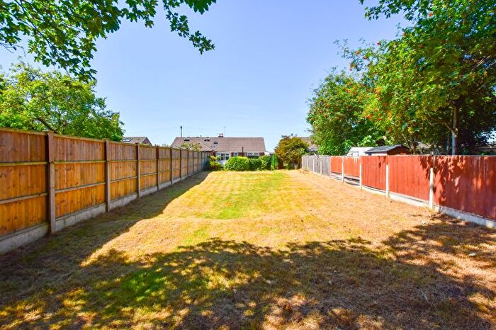 2 Bedroom Semi-Detached Bungalow For Sale In Wilmslow Crescent, Thelwall, WA4