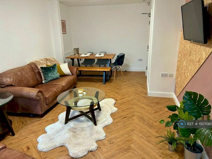 7 Bedroom Terraced House To Rent In Lawrence Road, Liverpool, L15