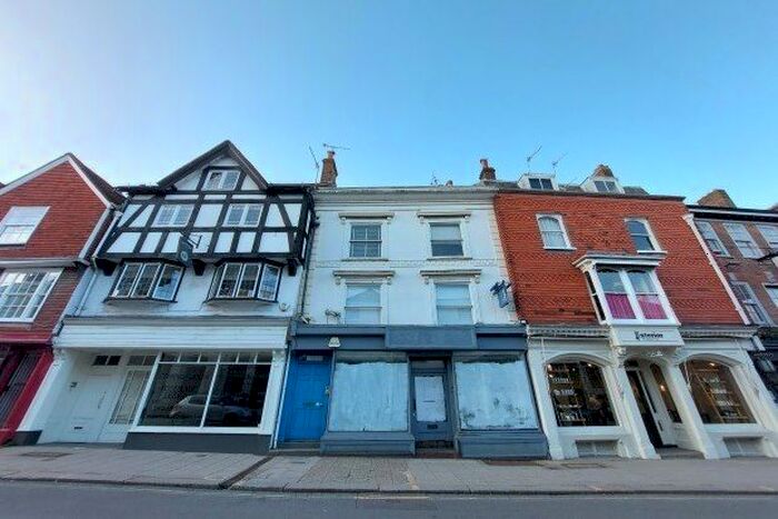 2 Bedroom Flat To Rent In High Street, Lewes, BN7