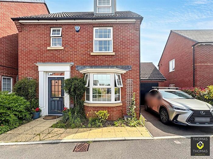 4 Bedroom Detached House For Sale In Saintbridge Road, Longford, GL2