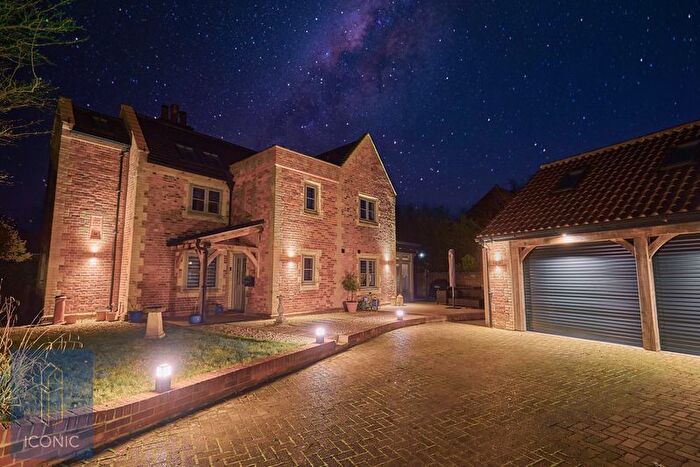 3 Bedroom Property For Sale In Taverham Road, Taverham, Norwich, NR8