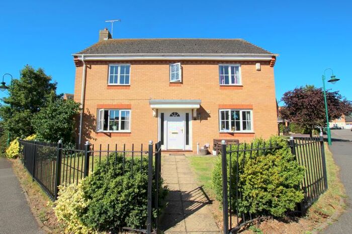 4 Bedroom Detached House To Rent In Croft Way, Hampton Hargate, Peterborough, PE7