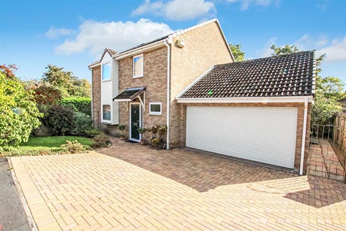 4 Bedroom Detached House For Sale In The Covert, Newton Aycliffe, DL5