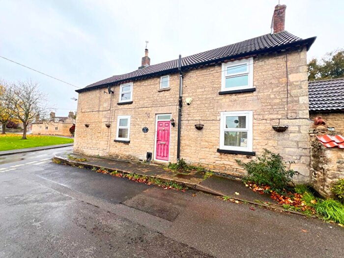 4 Bedroom Semi-Detached House To Rent In Archers Way, Great Ponton, NG33