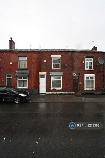 3 Bedroom Terraced House To Rent In Woodfield Street, Bolton, BL3