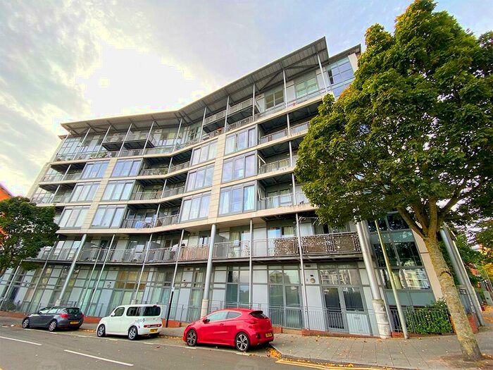 2 Bedroom Flat To Rent In Alfred Knight Way, Birmingham, B15