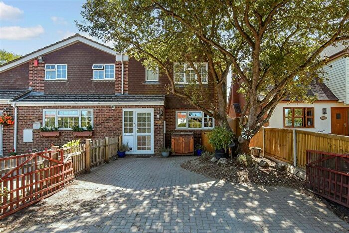 3 Bedroom Semi-Detached House For Sale In Dymchurch Road, Hythe, Kent, CT21