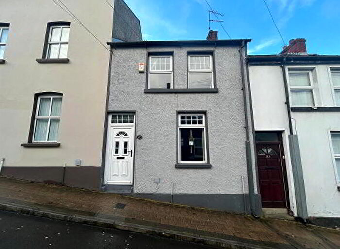 3 Bedroom Mid Terraced House For Sale In Moore Street, L'Derry, BT47