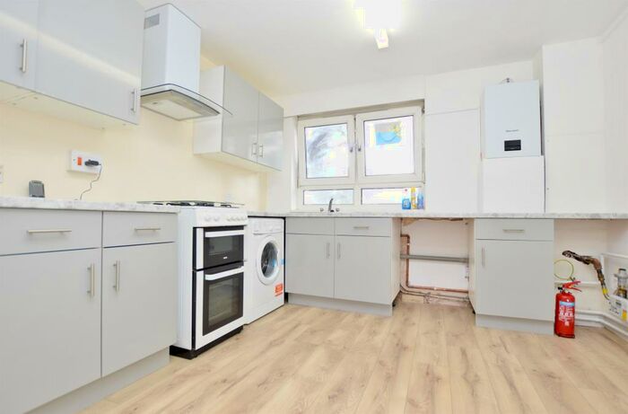 1 Bedroom Flat To Rent In High Street, Plaistow, London, E13