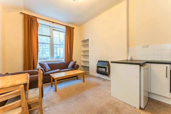 1 Bedroom Flat To Rent In Springwell Place, Edinburgh, EH11