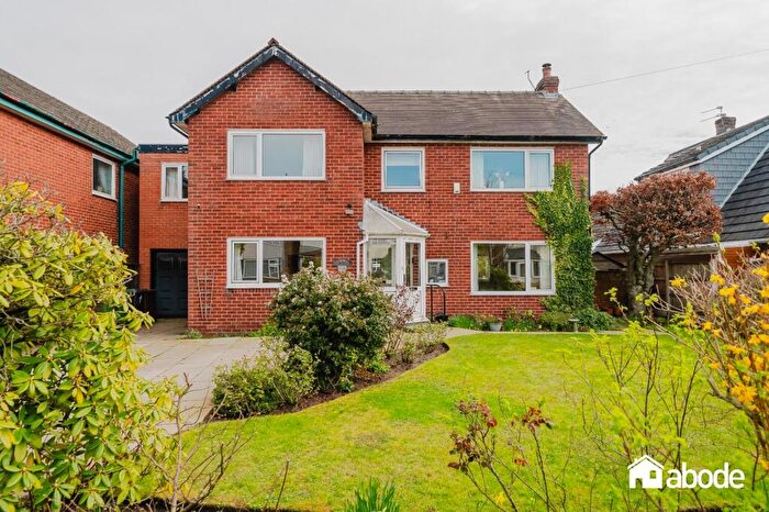 4 Bedroom Detached House For Sale In Priesthouse Lane, Formby, Liverpool, L37