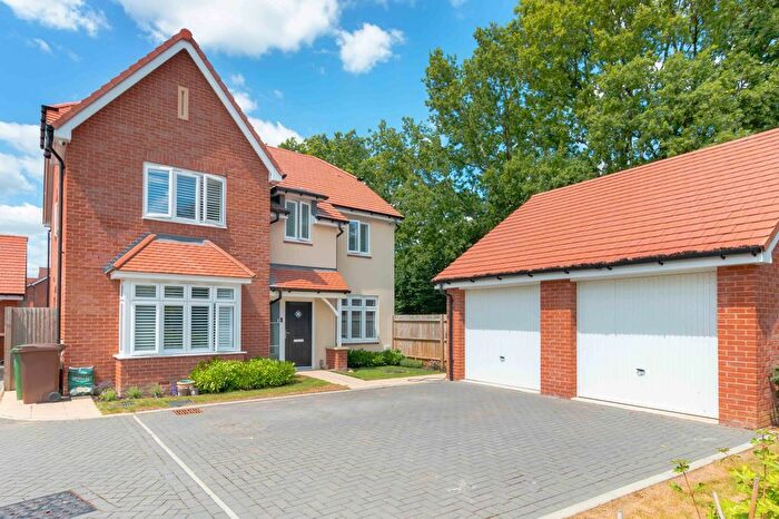 5 Bedroom Detached House For Sale In Cornflower Avenue, Horam, TN21