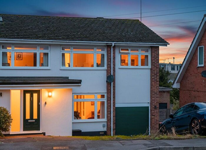 4 Bedroom Semi Detached House For Sale In Lower Lambricks, Rayleigh, SS6