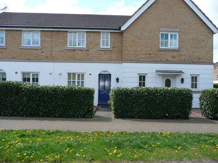 2 Bedroom Property To Rent In Hadleigh Grange, Harlow, Essex, CM17