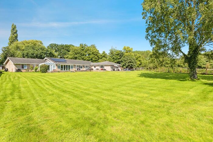 5 Bedroom Bungalow For Sale In Style Loke, Norwich, Norfolk, NR9