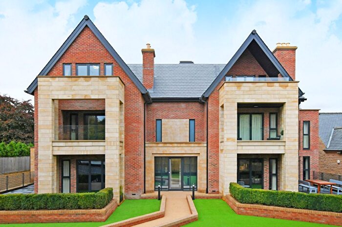 2 Bedroom Flat To Rent In Dore Road, Dore Lodge Apartments, S17