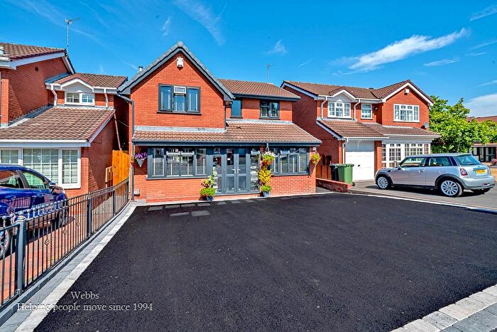 4 Bedroom Detached House For Sale In Formby Way, Walsall, WS3