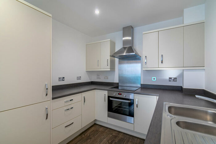 1 Bedroom Flat To Rent In Leslie Hitchcock House, Minter Road, Barking, IG11