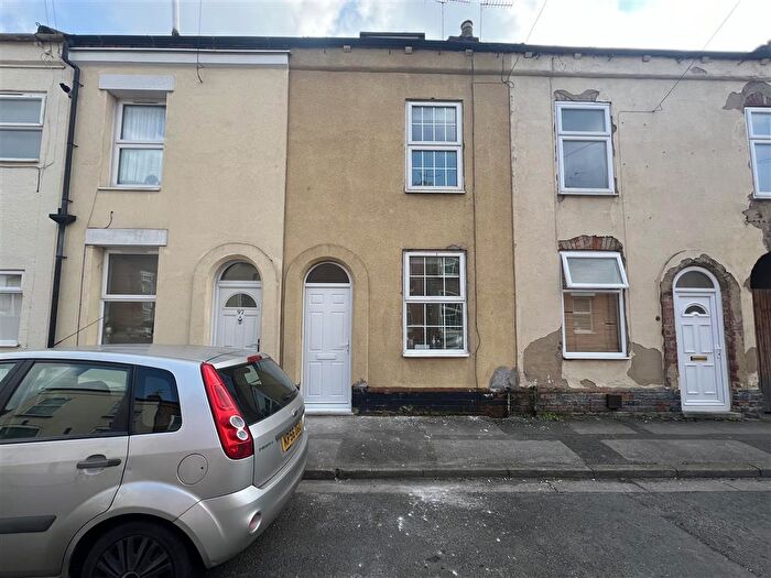 4 Bedroom House To Rent In Napier Street, Burton On Trent, DE14