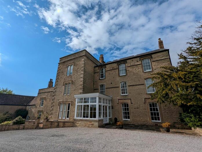 1 Bedroom Flat For Sale In The Towers, Witton-Le-Wear, Bishop Auckland, DL14