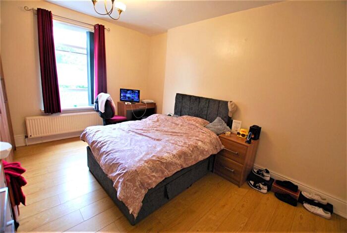 8 Bedroom Detached House To Rent In Wostenholm Road, S7