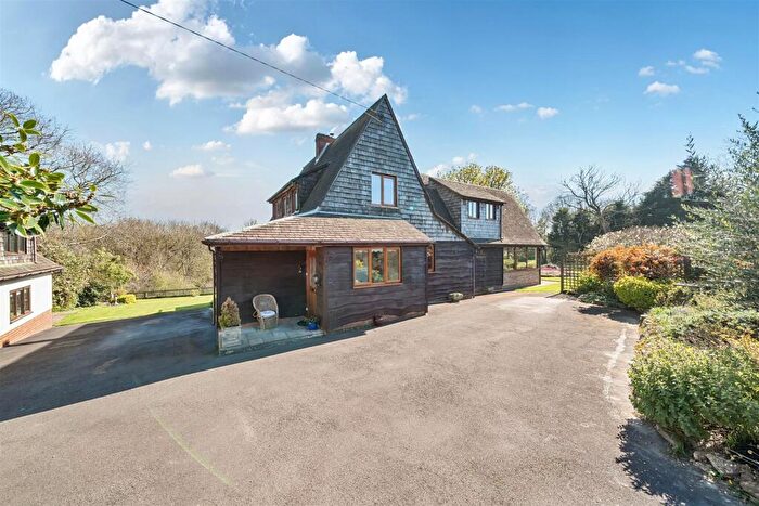 3 Bedroom Detached House For Sale In Coppitts Hill, Yeovil, Somerset, BA21