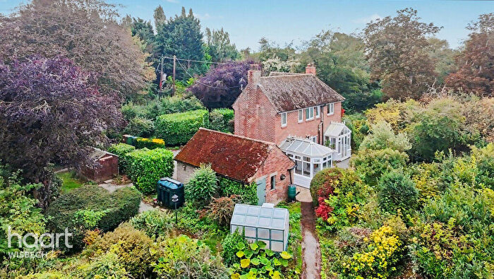 3 Bedroom Detached House For Sale In Middle Broad Drove, Tydd St Giles, PE13