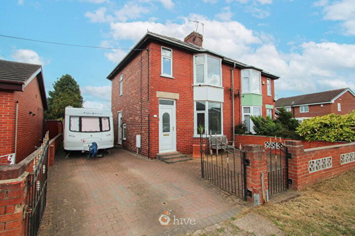 3 Bedroom Semi-Detached House For Sale In Hornsby Road, Armthorpe, Doncaster, DN3