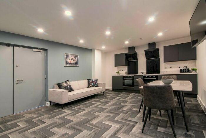 1 Bedroom Flat To Rent In Graduation House, Beeston, NG9