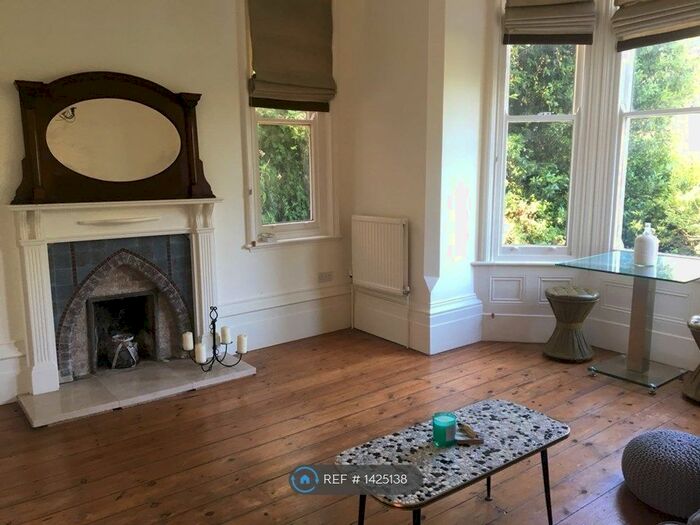 1 Bedroom Flat To Rent In Lenton Avenue, Nottingham, NG7