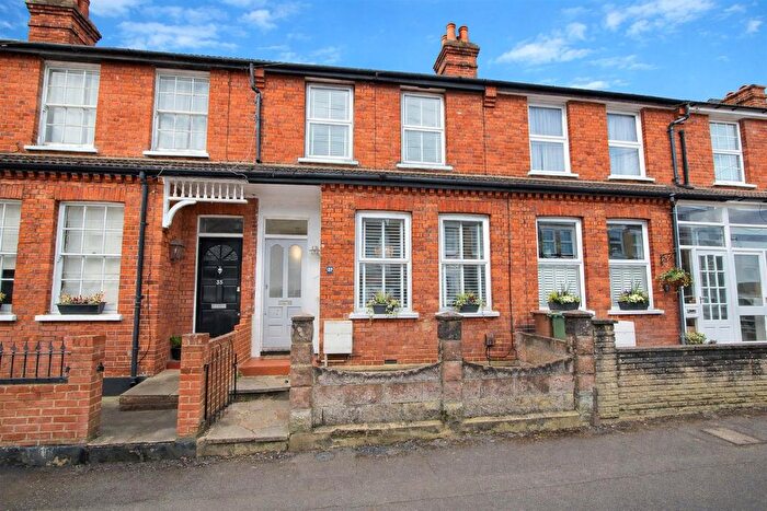 2 Bedroom Terraced House For Sale In Beauchamp Road, Sutton, SM1